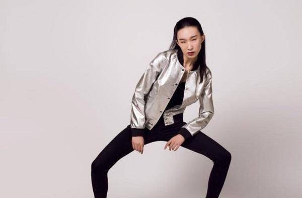 贾晨宇林永健长得很像,一个被说丑,一个是国际超模_长相_因为_和林