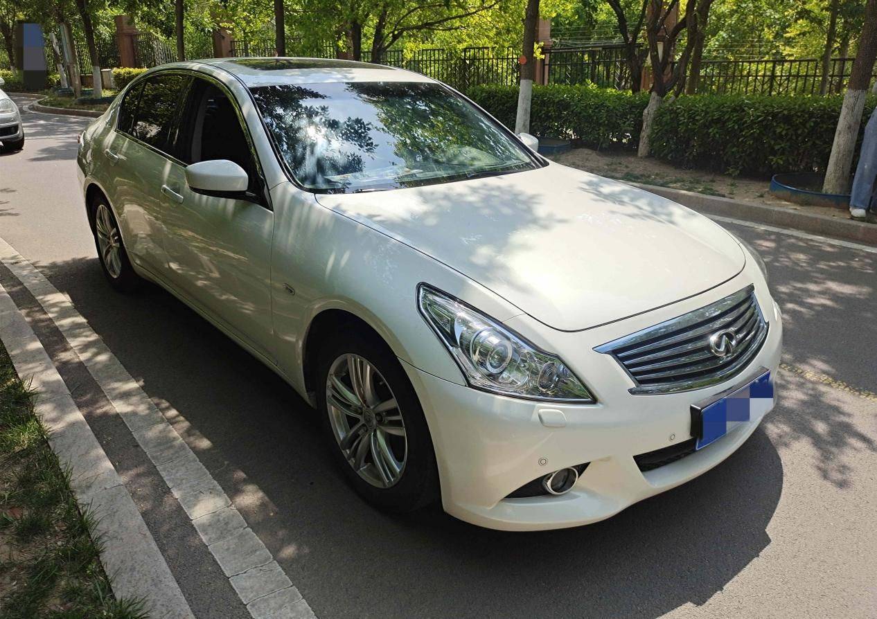 自夸半天也没卖,8w的英菲尼迪g25车况一言难尽_搜狐汽车_搜狐网