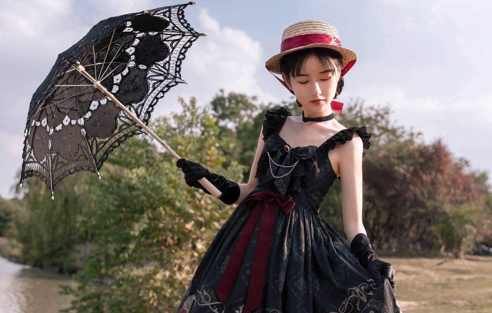 这个风格的洛丽塔很优雅,适合日常穿着,但大多数人都驾驭不了_cla