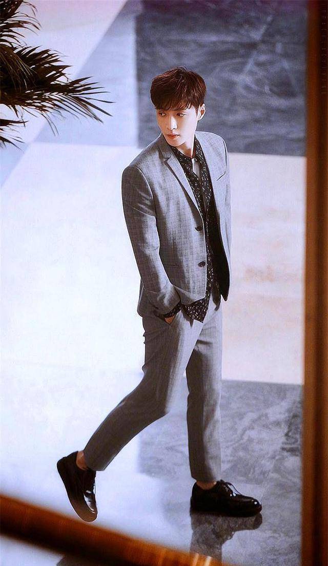 张艺兴带的学员是真的可爱,说他是板脸骗子,还催张艺兴快结婚!