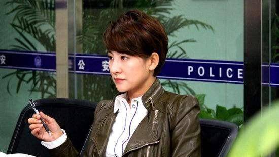 相声演员烧饼为老婆庆生,晒出素颜照片,网友:饼嫂身材好颜值美_郭柯彤