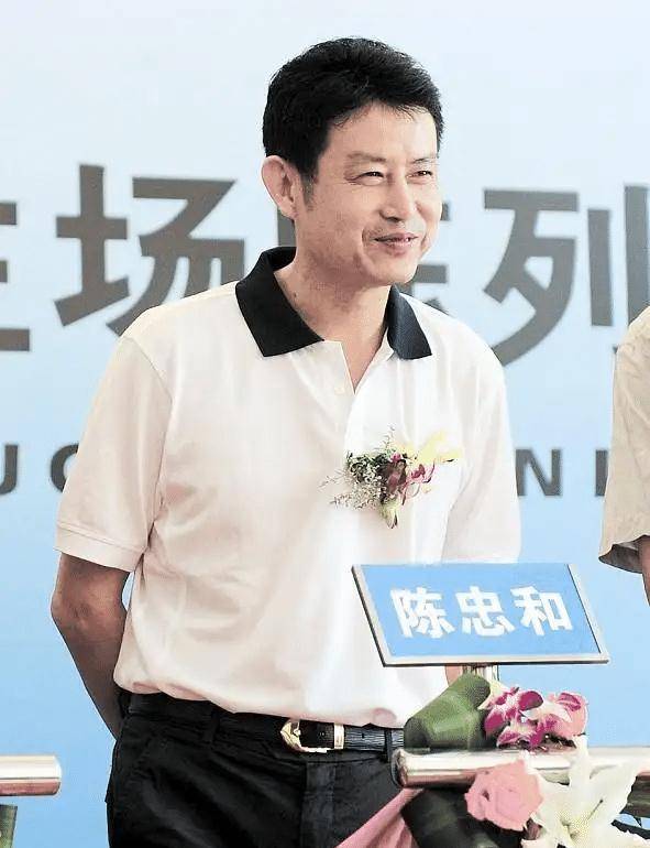 红极一时的陈忠和:丧妻后又再婚女弟子,女儿是我的心痛和骄傲_李东红