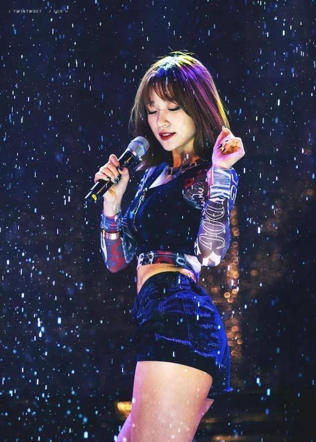 这就是性感女团的悲哀吗?_stellar_cr_hani