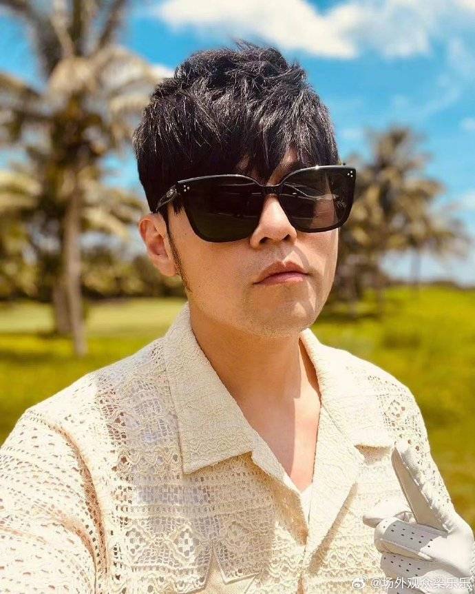 华晨宇:一位被"捧杀"的歌王_蔡徐坤_周杰伦_网友