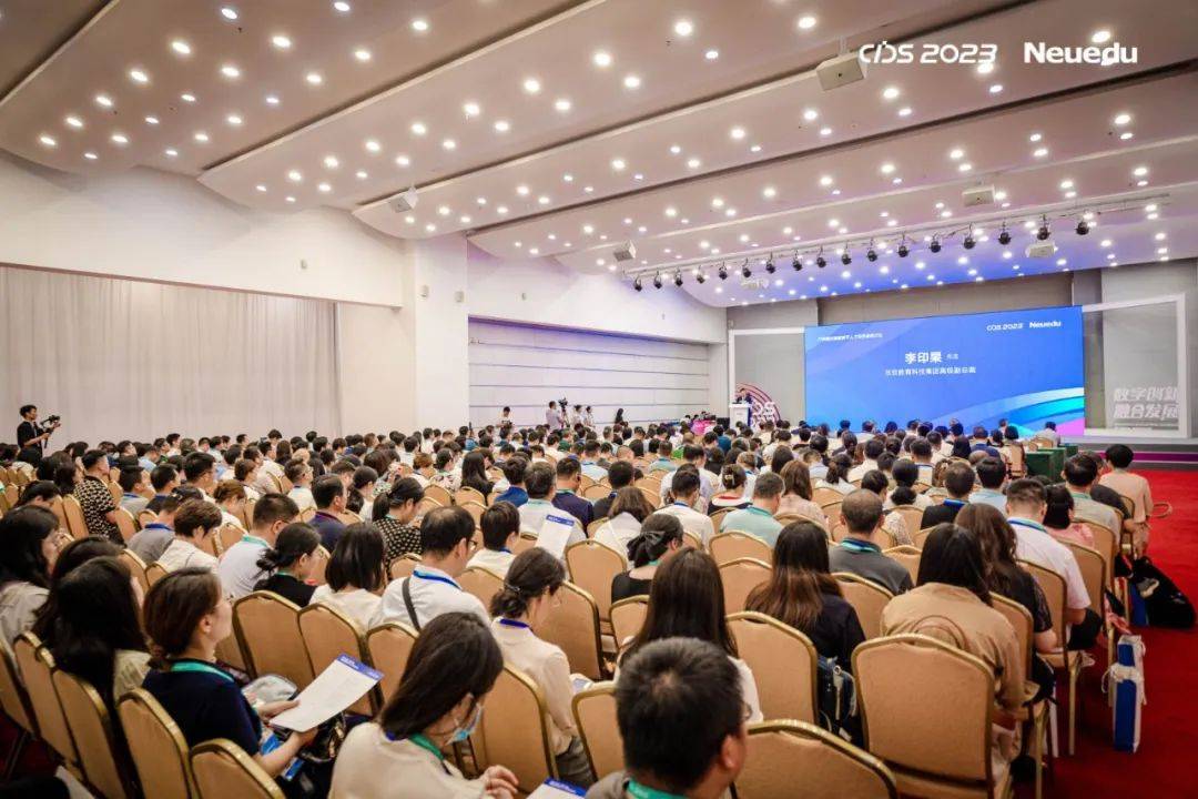 传媒大学教授黄心渊教授, 中国软件行业协会常务副秘书长陈宝国博士