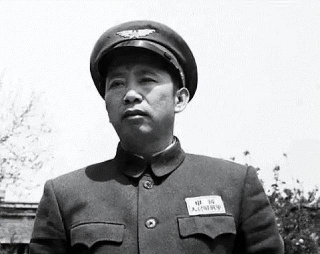 1969年李赤然被免职,吴法宪派人找他:不愿回空军可到大军区任职_西北