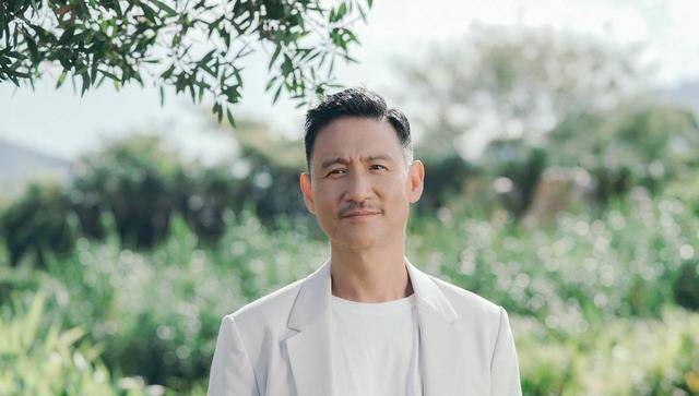 谢霆锋将合作新片,时隔六年重回荧幕,女主角是刘雅瑟 - 微新闻博客