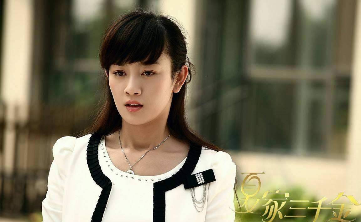 张萌道歉后张檬公开与金恩圣恋爱,和唐嫣合作时期的张檬最讨喜?