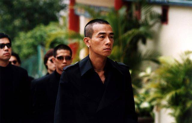 为何成了明星,周延gai也难掩混混气息?_陈小春_布瑞吉_节目