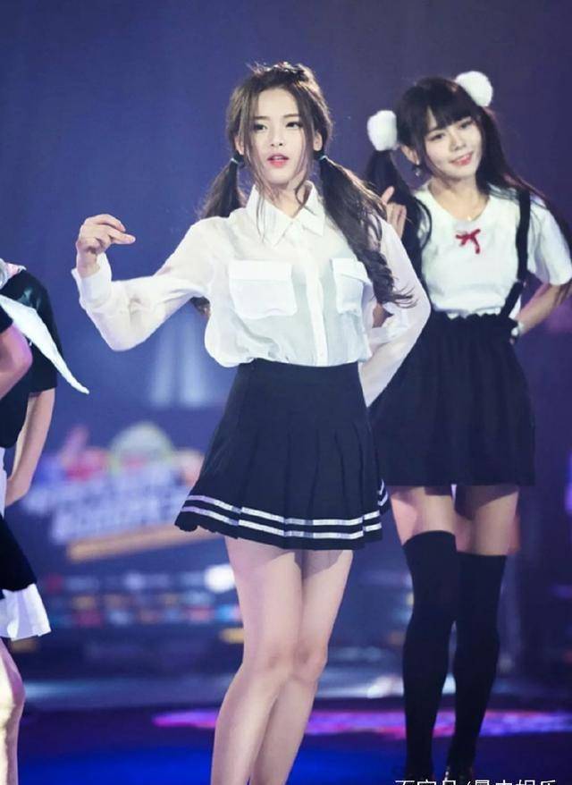 《创造101》四大富婆曝光:陈意涵手环好几万,吴宣仪袜子上千!