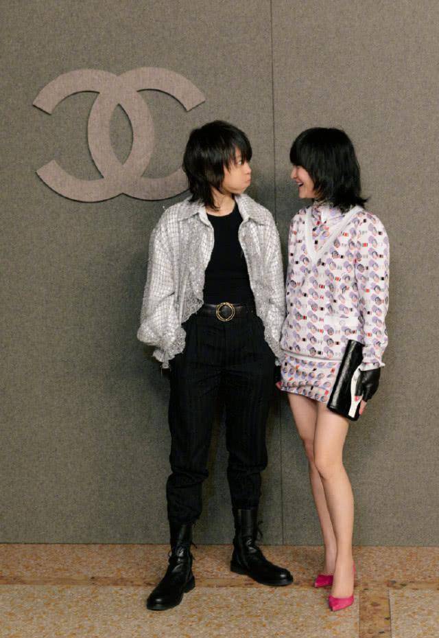 谜,高圣远已返美生活,社交网只有几年前夫妻合影_高以翔_王菲_窦靖童