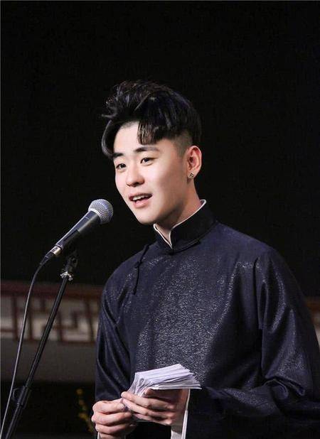 张云雷被投诉了,你如何看待?_因为_劣迹_名声