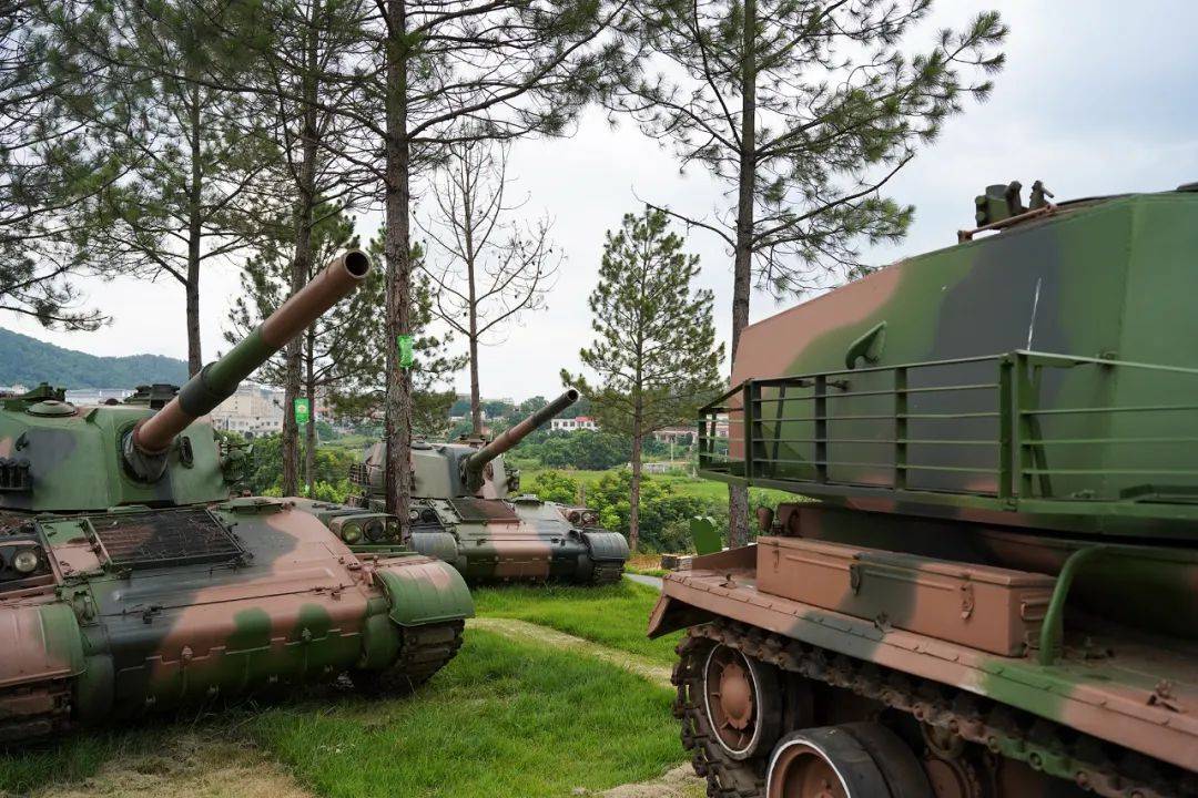 2亿打造了一座军博园,游客越看越激动,值得来!_旅游_国家_军事