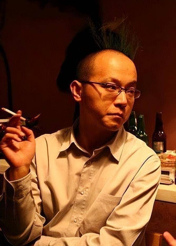 从《摇滚歌手》到《流浪歌手》,窦唯经历了什么?_王菲_音乐_蒋欣