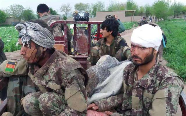 1979年巴基斯坦总统布托被判绞刑,遗体悬挂30分钟,刑前:我没罪_阿尤布