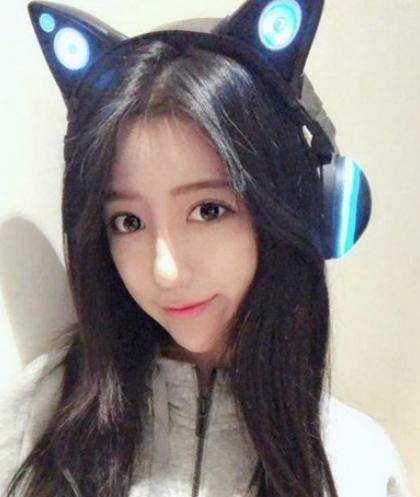 呆妹儿晒"热舞"视频,却被"赘肉"意外抢镜,网友:真实的吗?