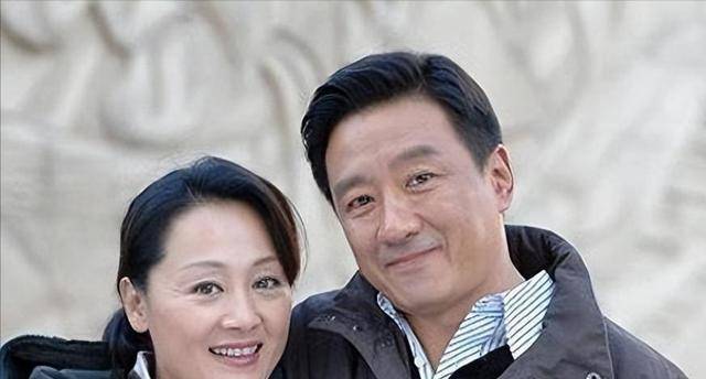 丁勇岱:对赵雪华一见钟情,结婚37年零绯闻,如今儿子成心病_父亲_角色