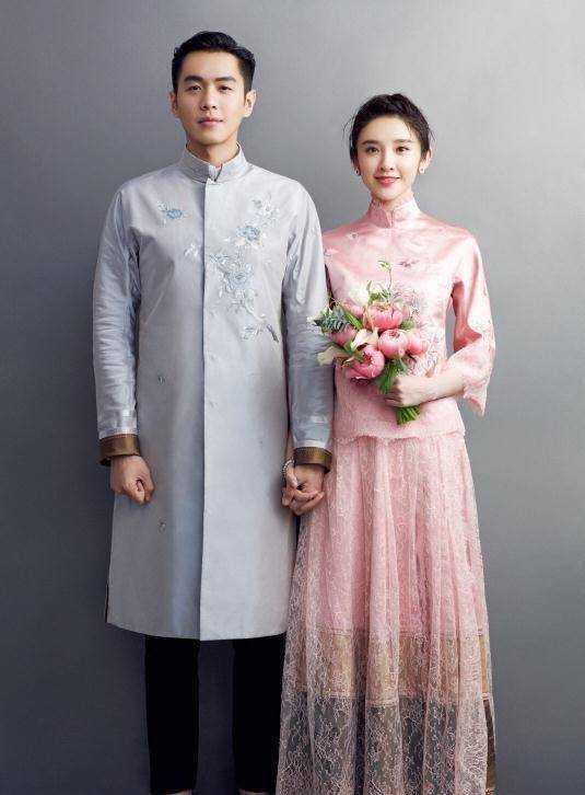 张若昀唐艺昕婚礼内场摆满花球,桌椅摆放很讲究_沈梦辰_婚纱照_城堡