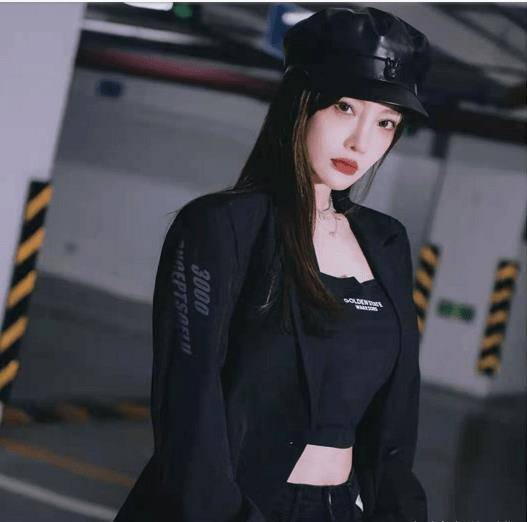 网友称赞:美_范冰冰_黑色_把手