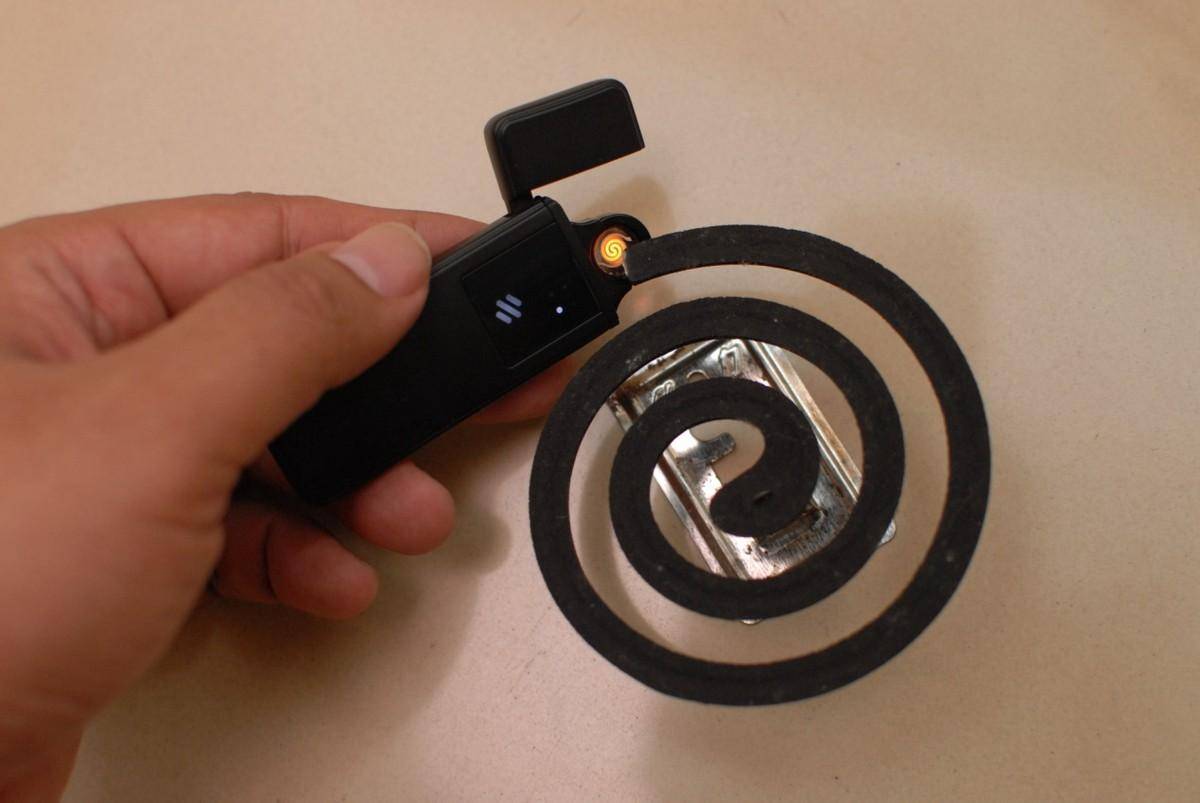 不管你抽不抽烟,这款超薄可换丝充电打火机必须得有