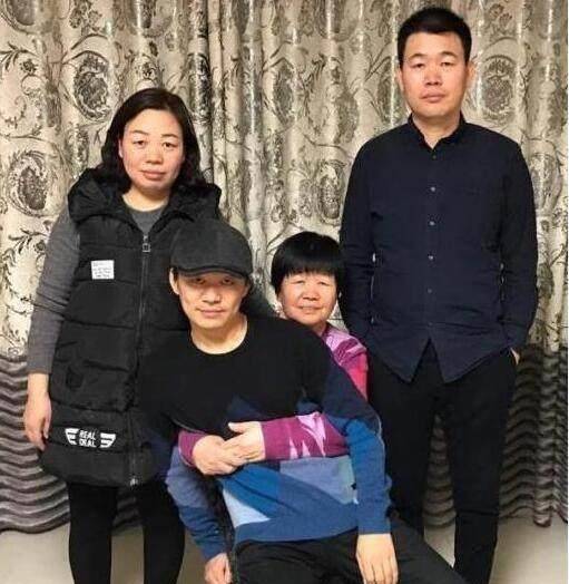 最后一个简直换了脸_父母_吴尊_杨幂