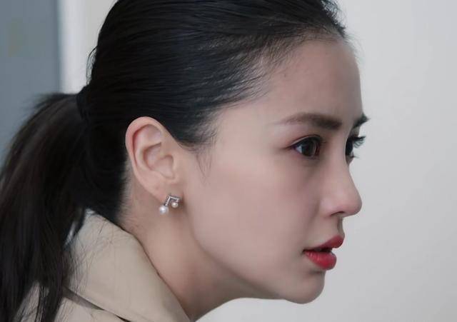 杨颖这段扇耳光的戏真是开挂般的演技,不瞪眼睛依然有戏!