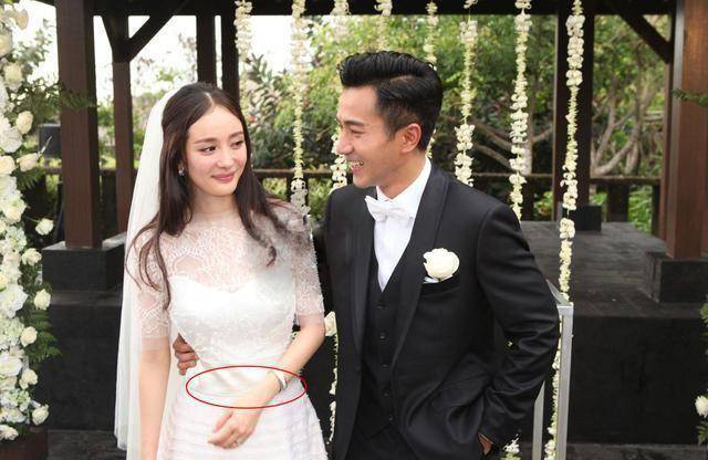 奚夢瑤曬結婚照,才求婚2個月就結婚?