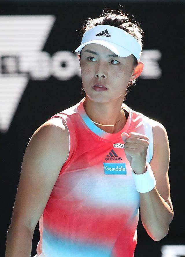 王蔷:澳网率先闯进第3轮,她说,不要与风较劲挺重要_比赛_失误_环境