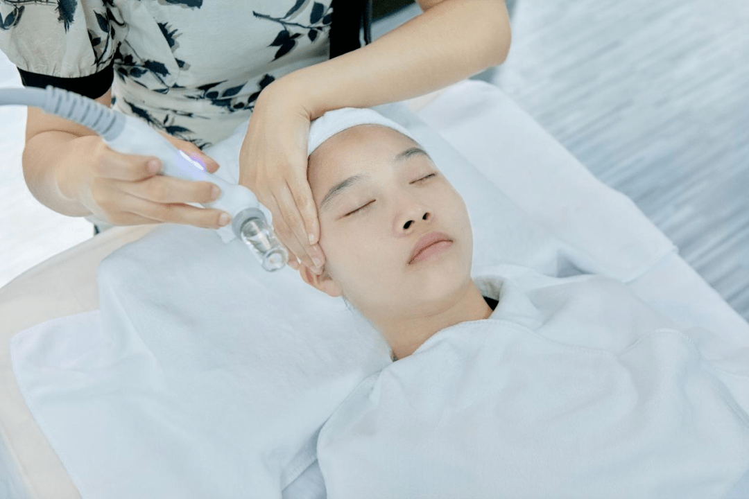 形象设计专业_佛山学化妆学校_佛山市现代商贸技工学校