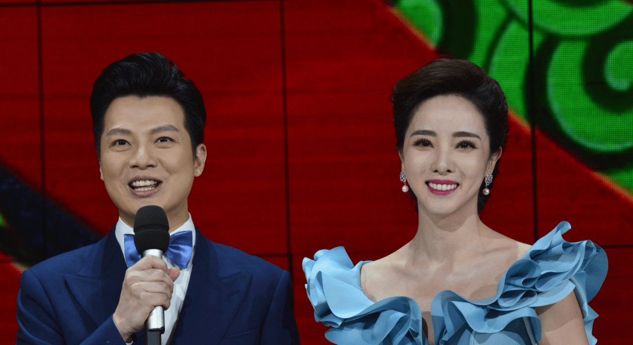 央视综艺主持人连轴转!