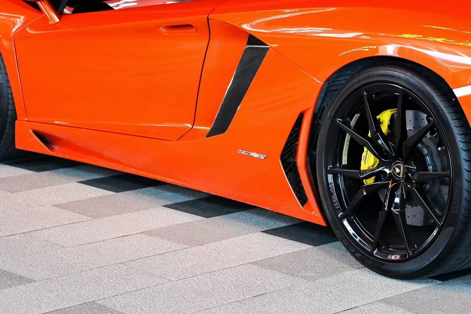 兰博基尼ekfilm改色膜竞速橙,年轻有活力又不失成熟稳重_搜狐汽车