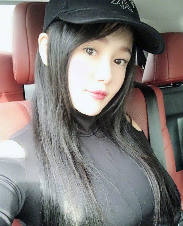 柳岩,沈梦辰还有冉莹颖_女神_风格_体质