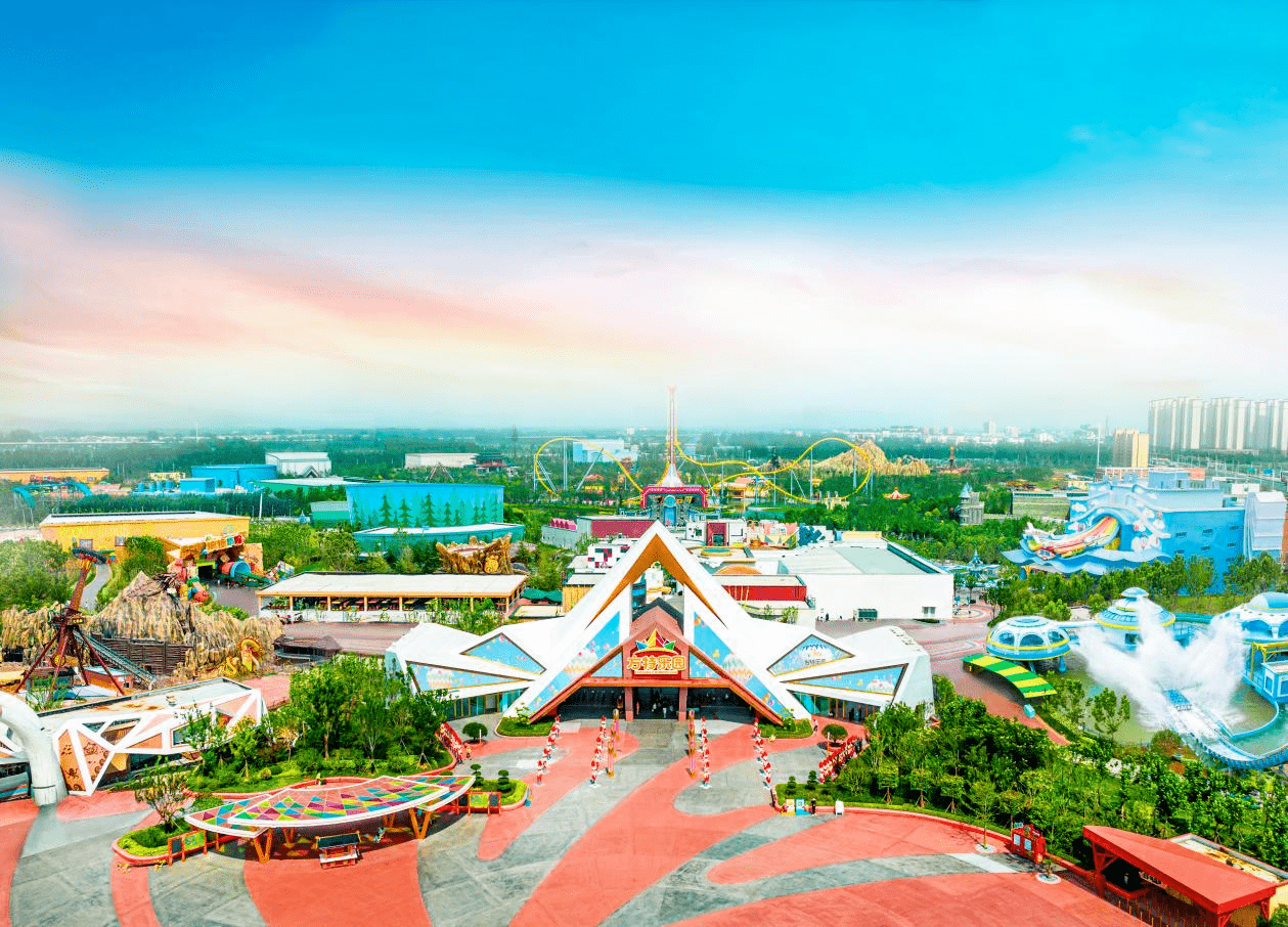 徐州方特乐园精心打造的8个文化高科技主题游乐项目是游客体验的重点