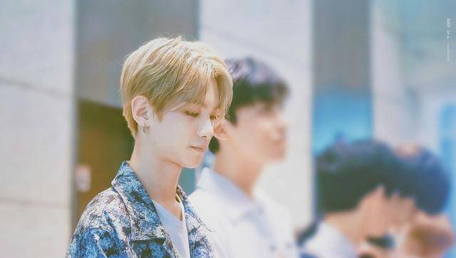 易烊千玺势头猛?黄明昊偏综艺?张韶涵影视资源?秦霄贤富二代?