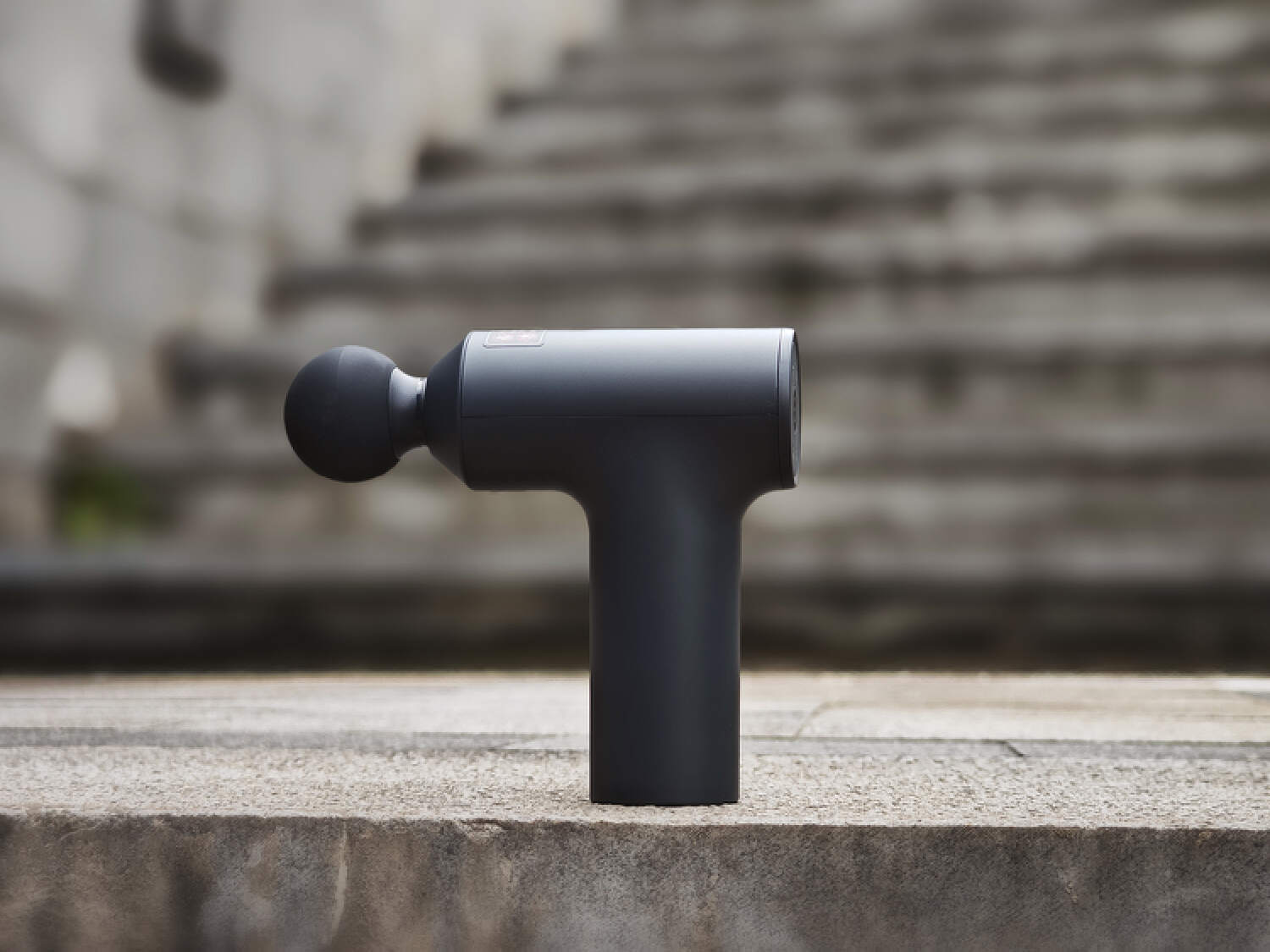 350g小巧机身+12KG强劲动力，米家迷你筋膜枪2C | 新品体验