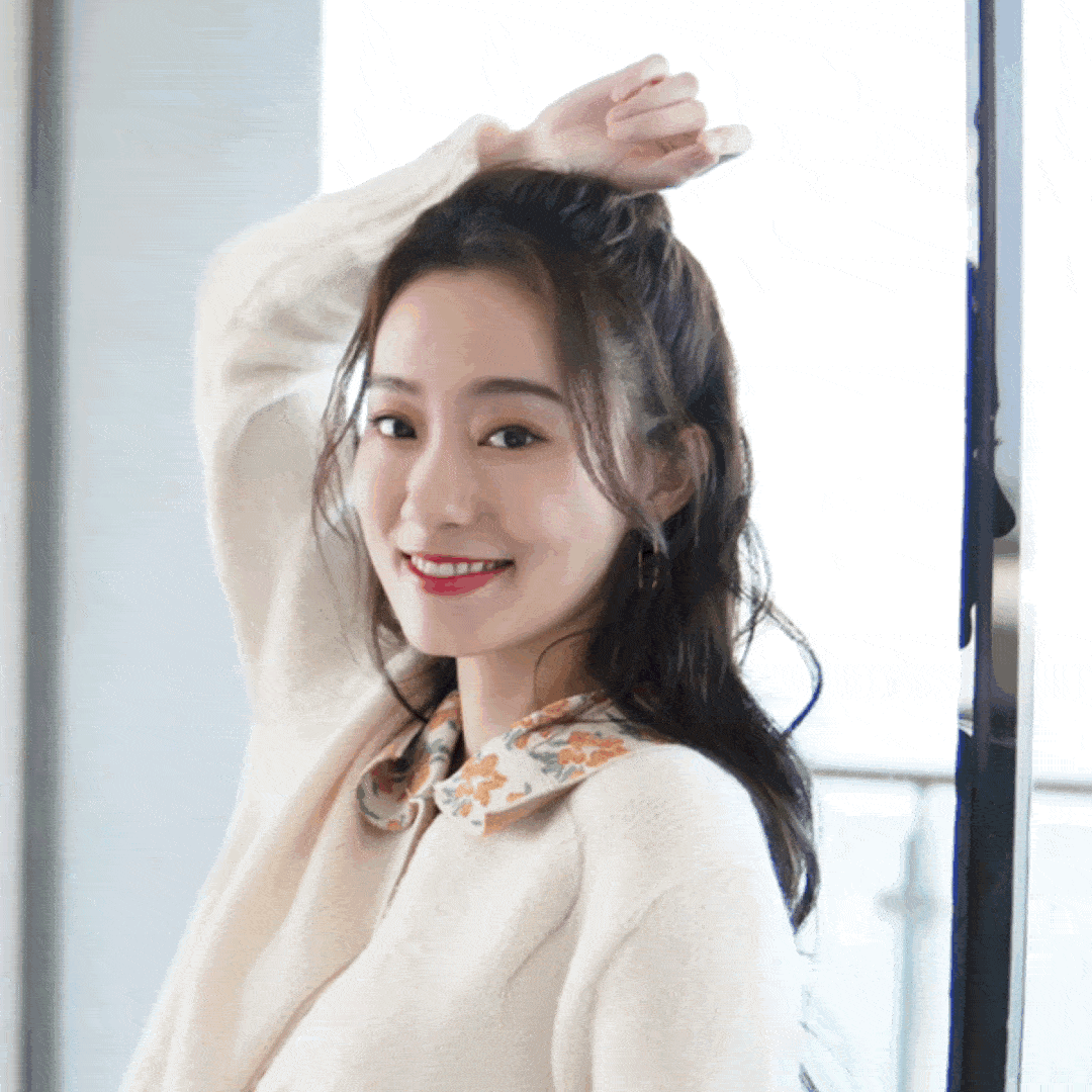 张小斐_李焕英_发型