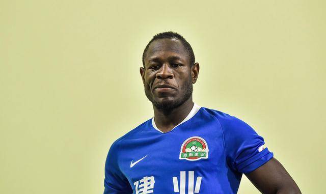 河南赚了,忽然间收到一笔"巨款",这还要感谢喀麦隆球员巴索戈_补贴金