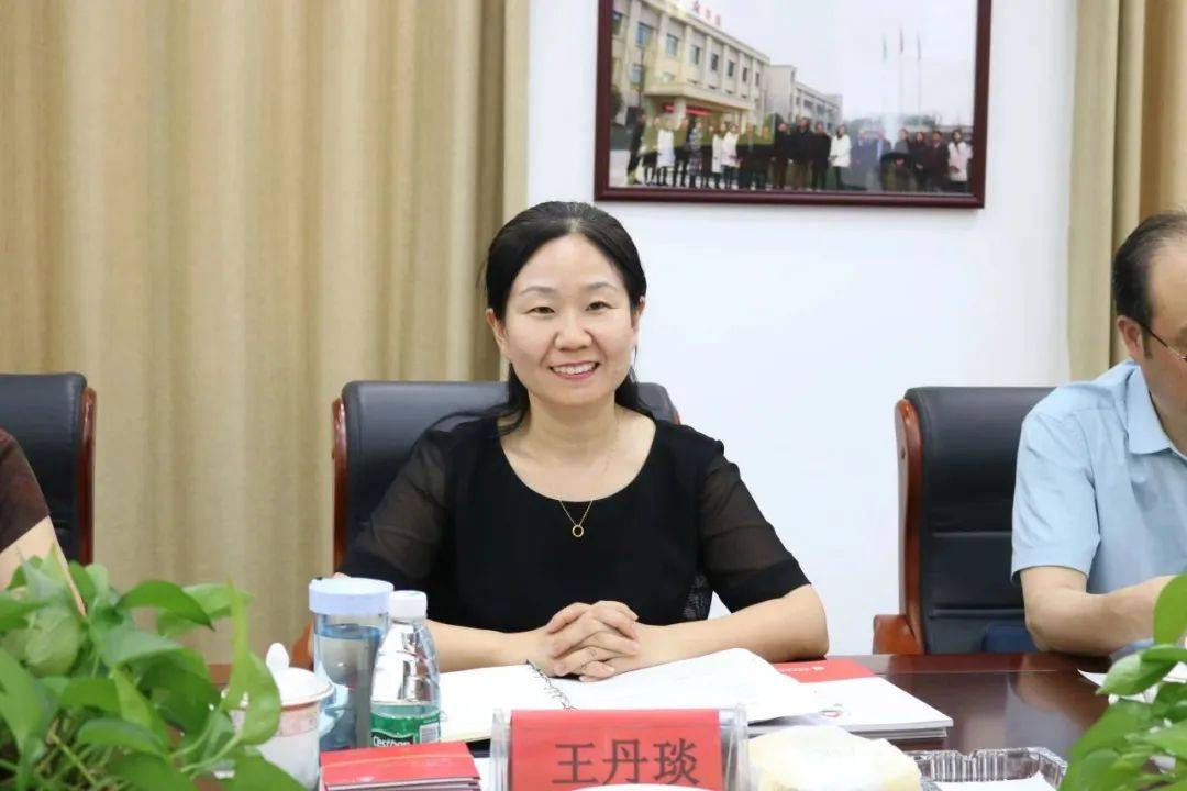 当阳市副市长王丹琰一行赴卓众之众开展"双千"服务助企纾困解难_企业