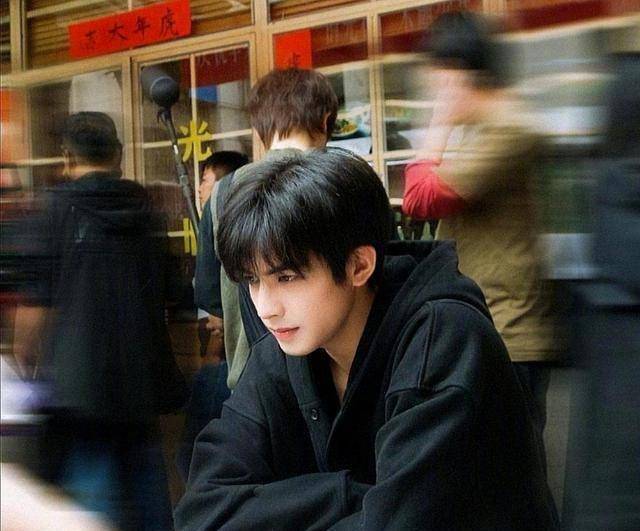 《以家人之名》大结局了,谭松韵张新成和宋威龙确实不一样_陈婷_凌霄