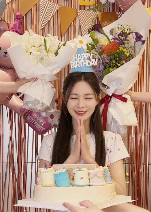 众星为沈梦辰庆生,汪涵近照沧桑,梁田被赞漂亮,杜海涛未露面_杨迪