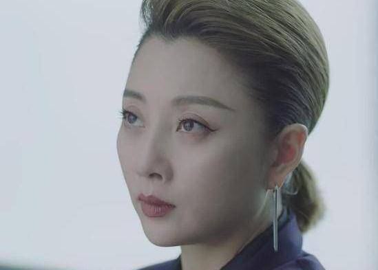 《正青春》大结局,吴谨言还停留在前部戏中,幸好有殷桃支撑_林睿_方静