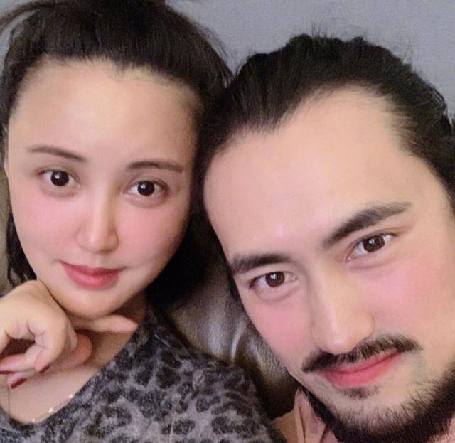袁弘戴着墨镜拍奶嗝,二姐爱意吐槽,这个老父亲在干什么_张歆艺_公主