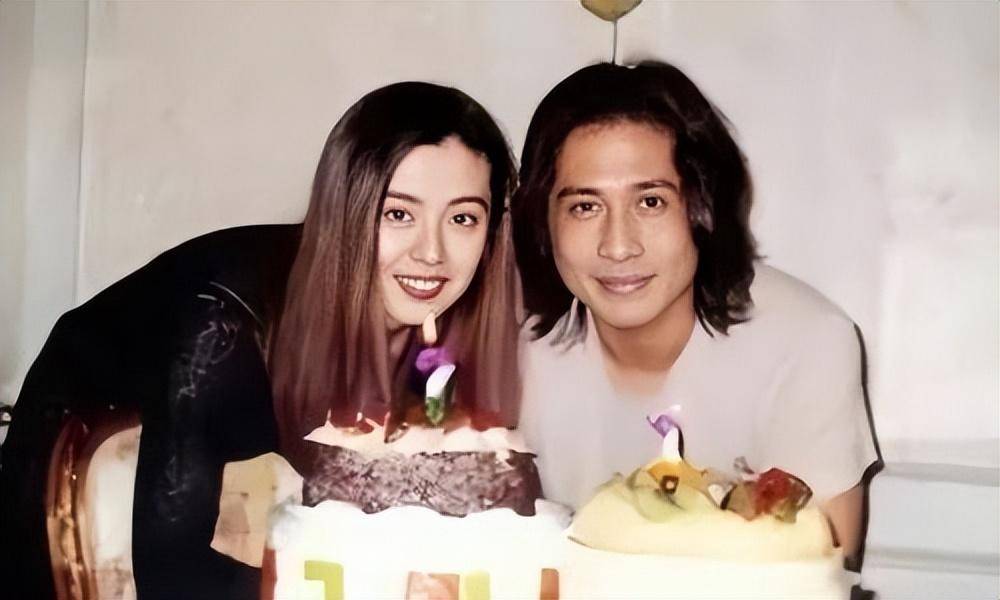 "聂小倩"王祖贤的唏嘘爱情,和她背后的男人们_香港_策划_父亲