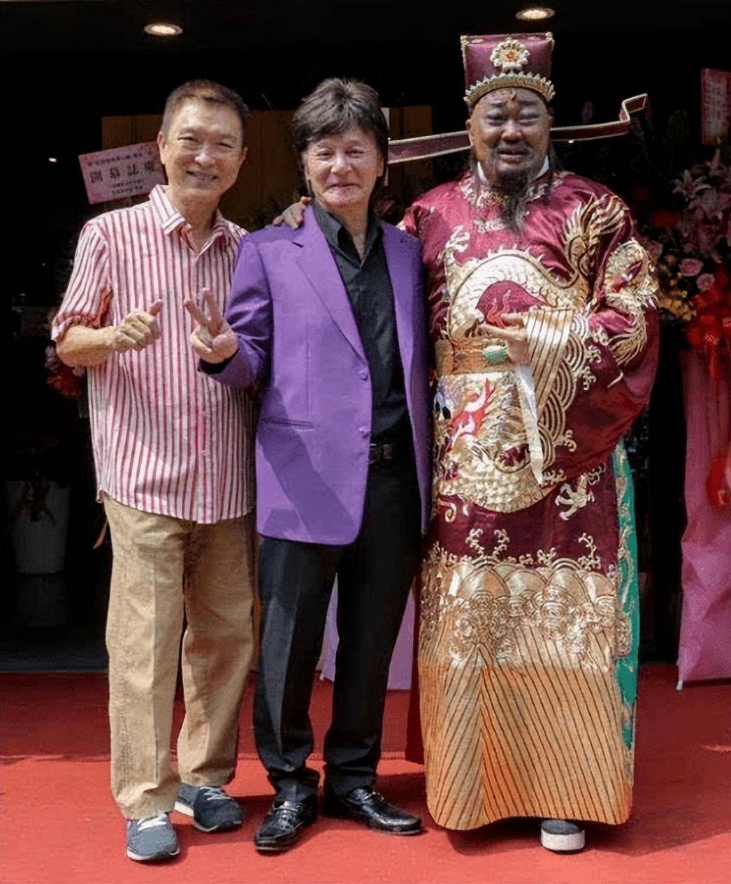 台女星夏光莉:男友脚踩3只船,在一起28年不结婚,骗走她600多万_蓝文青