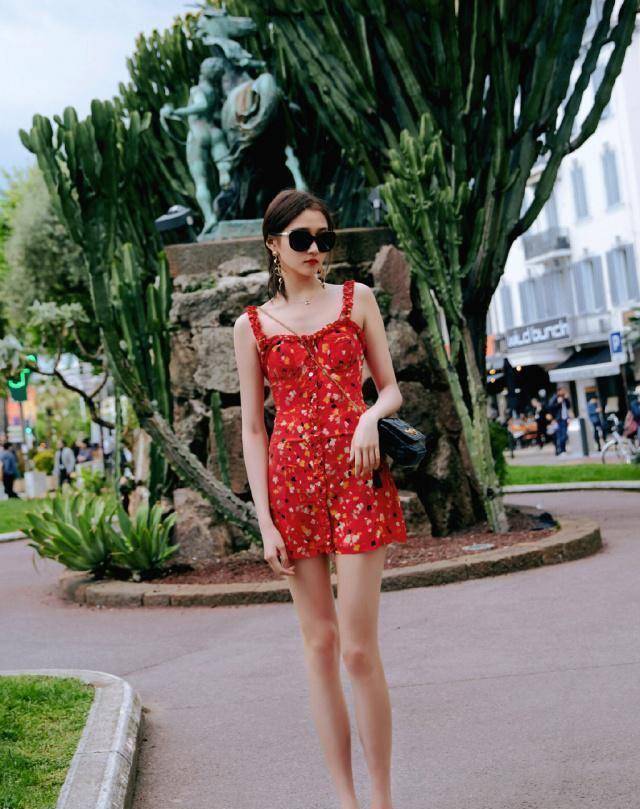 166cm吴宣仪撞上172cm关晓彤!