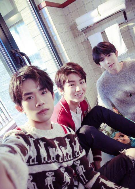 tfboys五周年预告片来啦!