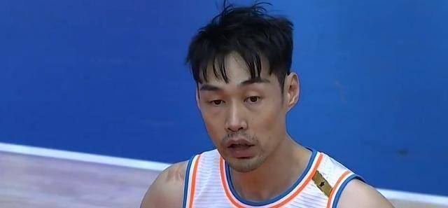 1,李敬宇反击,陶汉林潇洒抛投,梅斯扣空篮,陶汉林强打,李柯七止血三分