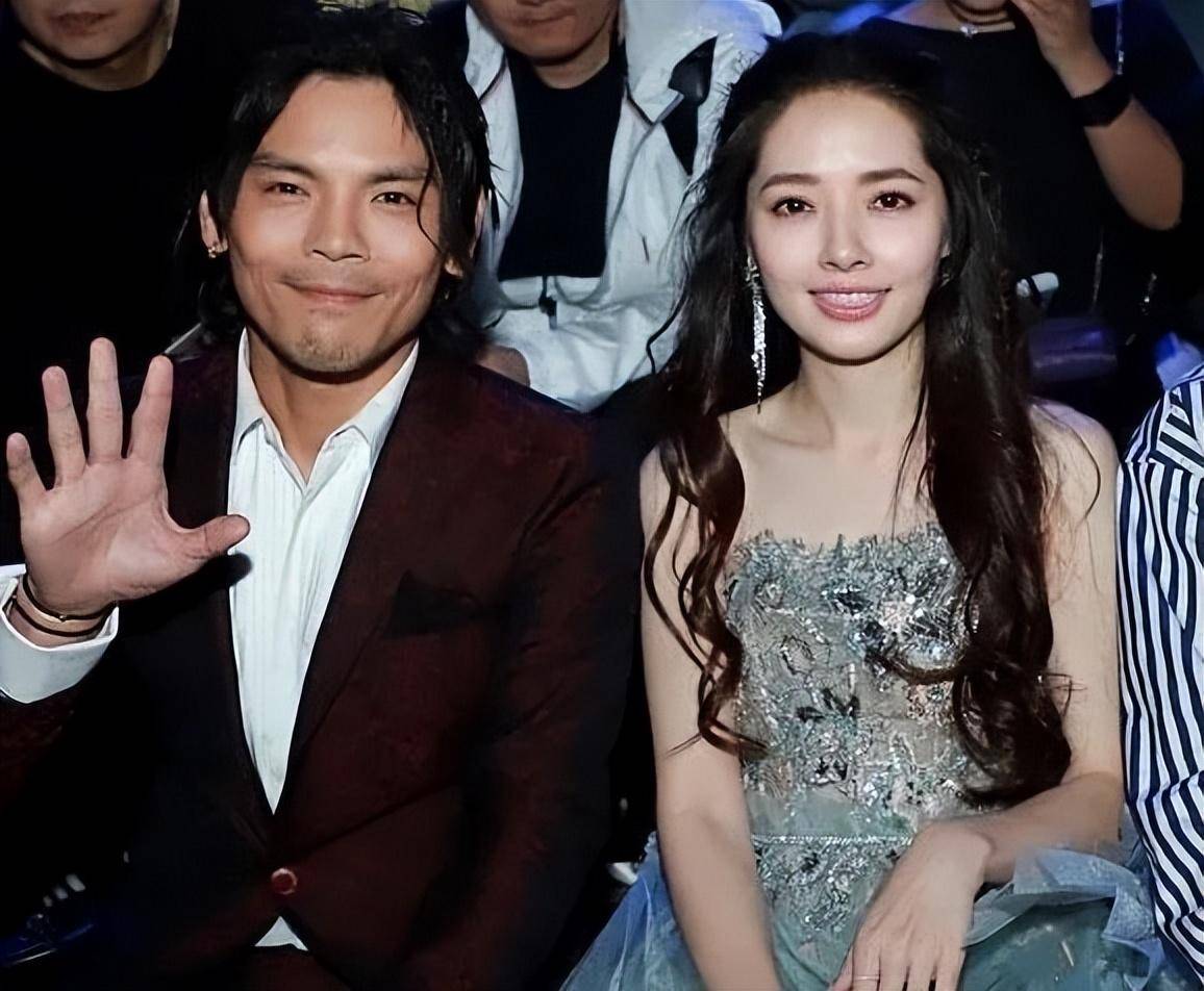 小时代主演现状,杨幂分手,郭美女婚姻危机,只有她最自在_向佐和_向太