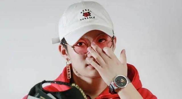 pgone的粉丝太疯狂,脑残程度超出你的想象,看完笑哭了_紫光阁_因为