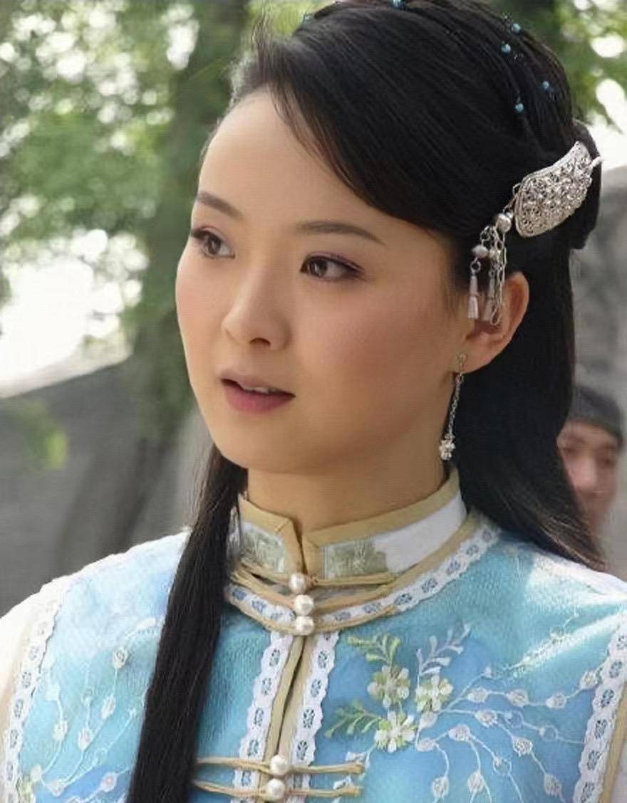 四十九岁演员王艳最近照片爆出,面容憔悴状态不好,被疑轻生_王志才